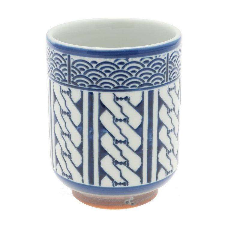 T-Cup in Blue and White, with a Waves over Chain design.